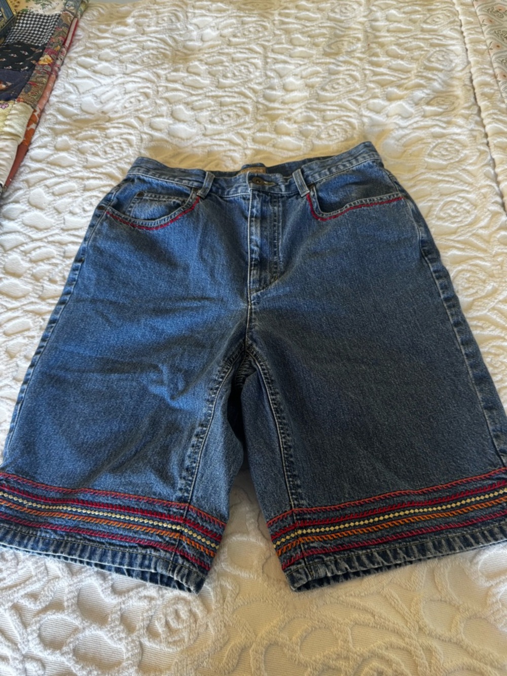 Y2K Claiborne Denim Bermuda Shorts Embroidered Trim Boho Jorts M